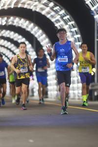 BIB: 40700, 40080, 240
                            <button type="button" onclick="openModal(20246223)" class="btn btn-primary btn-sm float-right btn-popup" data-toggle="modal" data-target=".modal-high-quality">
                        <i class="fas fa-shopping-cart"></i> Add to Cart
                    </button>
                                            <button type="button" onclick="isThisMe(20246223, true)" class="btn btn-success btn-sm float-right btn-popup btn-isme hidden" data-toggle="tooltip" data-placement="bottom" title="นี่คือรูปของคุณใช่ไหม คลิกที่นี่เพื่อเอาเข้าอัลบั้ม">
                        <i class="fas fa-plus"></i> Add to album
                    </button>
                    <button type="button" onclick="isThisMe(20246223, false)" class="btn btn-warning btn-sm float-right btn-popup btn-isnotme hidden">
                        <i class="fas fa-ban"></i> Remove from album
                    </button>